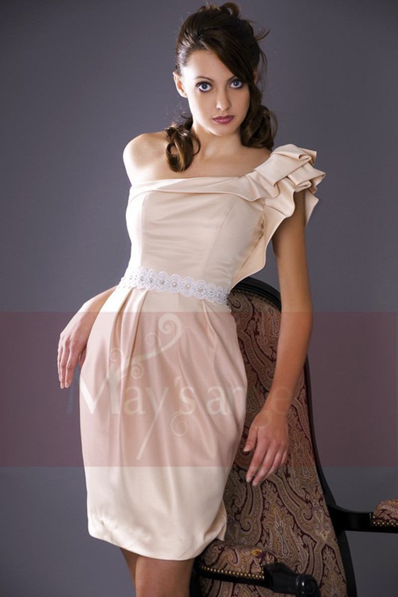 Promotion Robe Eglantine Champagne C129 - Ref C129 Promo - 01 Promotion Robe Eglantine Champagne C129 - Ref C129 Promo - 01