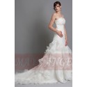 Affordable wedding dresses Jada with bustier and long train - Ref M017 - 03