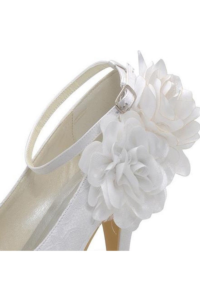 chaussure de mariage blanche