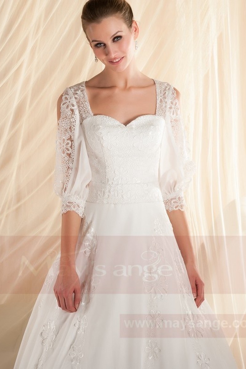 Sweetheart Neckline Lace Wedding Dress With Long Open Sleeve - Ref M349 - 01