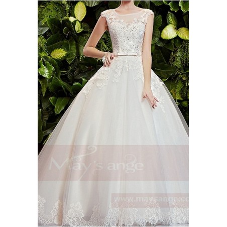 robe de mariée originale splendide en dentelle jolie fente dans le dos