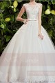 robe de mariée originale splendide en dentelle jolie fente dans le dos - Ref M360 - 02
