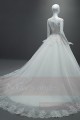 robe de mariée originale splendide en dentelle jolie fente dans le dos - Ref M360 - 07