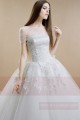robe romantique de mariage grand nœud au dos plus un boléro en voile - Ref M361 - 04