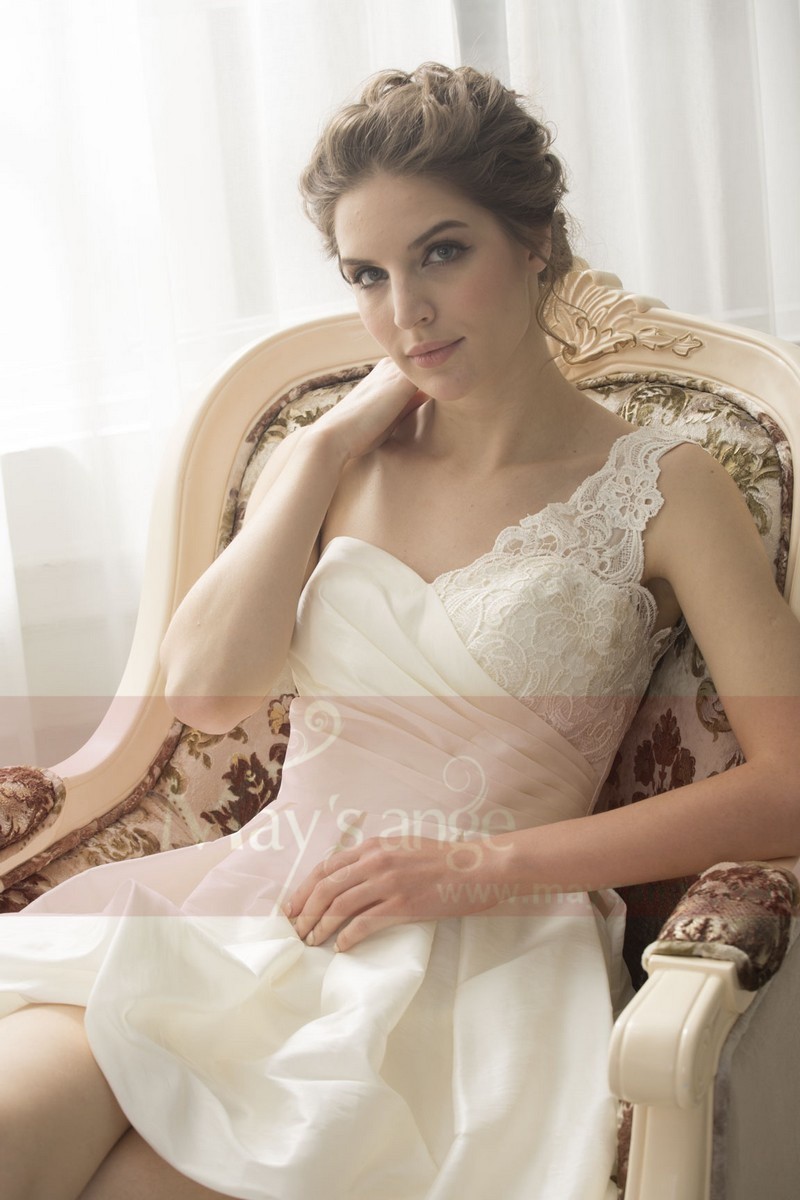 robe chic en taffetas jolie bretelle en dentelle - Ref C767 - 01