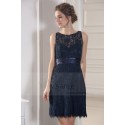 robes de cocktail en dentelle bleu nuit dos nu - Ref C790 - 05