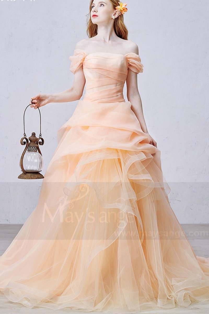 robe de bal clementine peche avec des manchettes tombantes - Ref P086 - 01 robe de bal clementine peche avec des manchettes tombantes - Ref P086 - 01