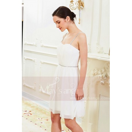 robe courte blanche bal fille femme danse avec moi