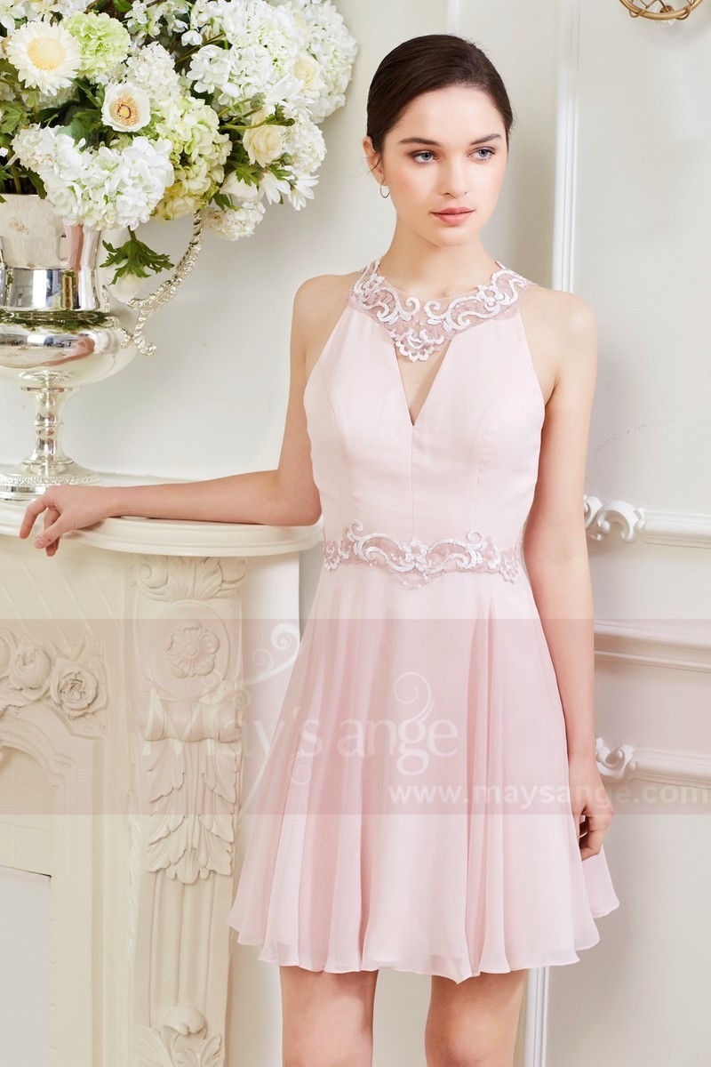 Robe Courte Rose Pale aux Sublimes Lignes de Dentelles - Ref C847 - 01 Robe Courte Rose Pale aux Sublimes Lignes de Dentelles - Ref C847 - 01