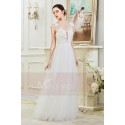 robe de mariée civile simple décolleté profond avec des fleurs dentelle - Ref M369 - 02