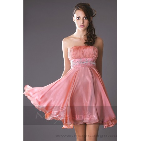 Robe de cocktail bustier en mousseline légère Souplesse et fluidité Saumon