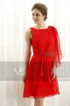 robe de gala rouge feu avec une voile sur l’épaule maysange - Ref C795 - 03