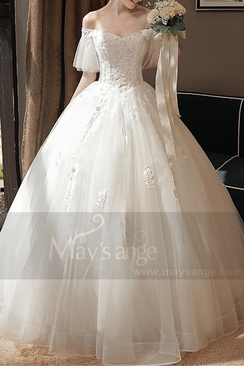 Ivory Off-The-Shoulder Ball-Gown Wedding Dress Short Sleeves With Ruffles - Ref M389 - 01