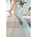 robe de mariée dentelle élégant manche longue lace dos perle - Ref M377 - 02