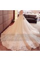 Backless Lace Tatoo Wedding Dresses With Train - Ref M384 - 04