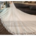 Luxurious Strapless Beaded Lace Wedding Dress With Long Train - Ref M390 - 03