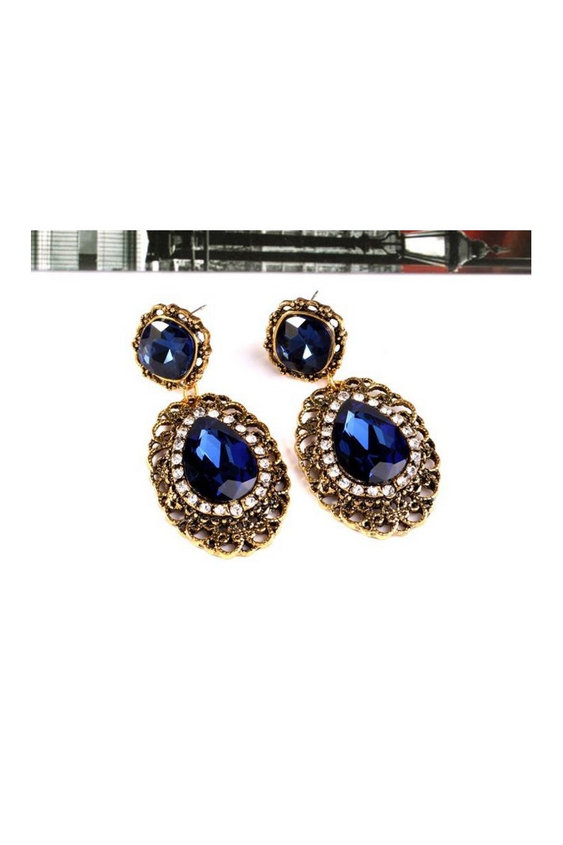 Boucles d'oreilles bleu saphir - Ref B054 - 01