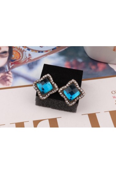 Blue lake stone diamond stud earrings - B055 #1