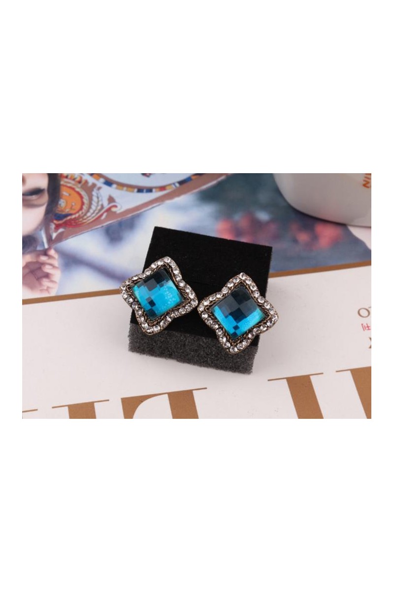 Blue lake stone diamond stud earrings - Ref B055 - 01