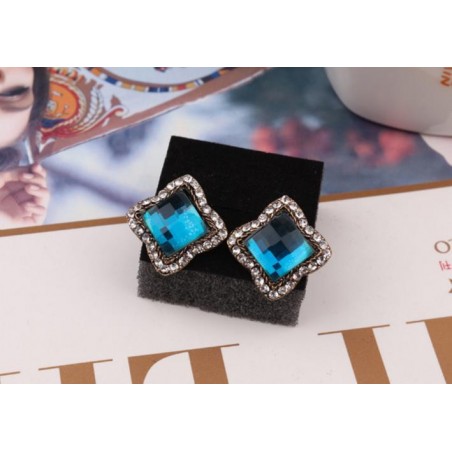 Bijoux oreilles pierre bleue
