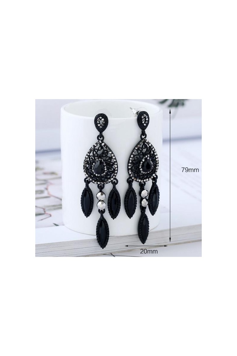 Boucles d'oreilles B056 noire - Ref B056 - 01 Boucles d'oreilles B056 noire - Ref B056 - 01
