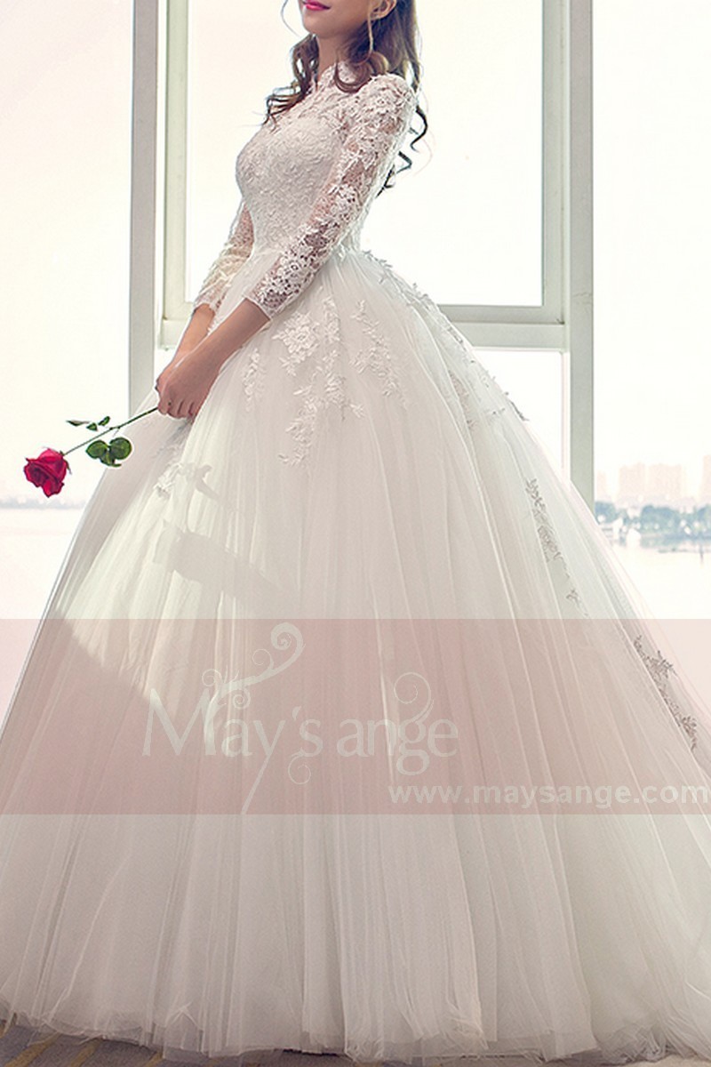 MIRANDA White Maxi Wedding Gown with Long Sleeves and a Deep Neckline
