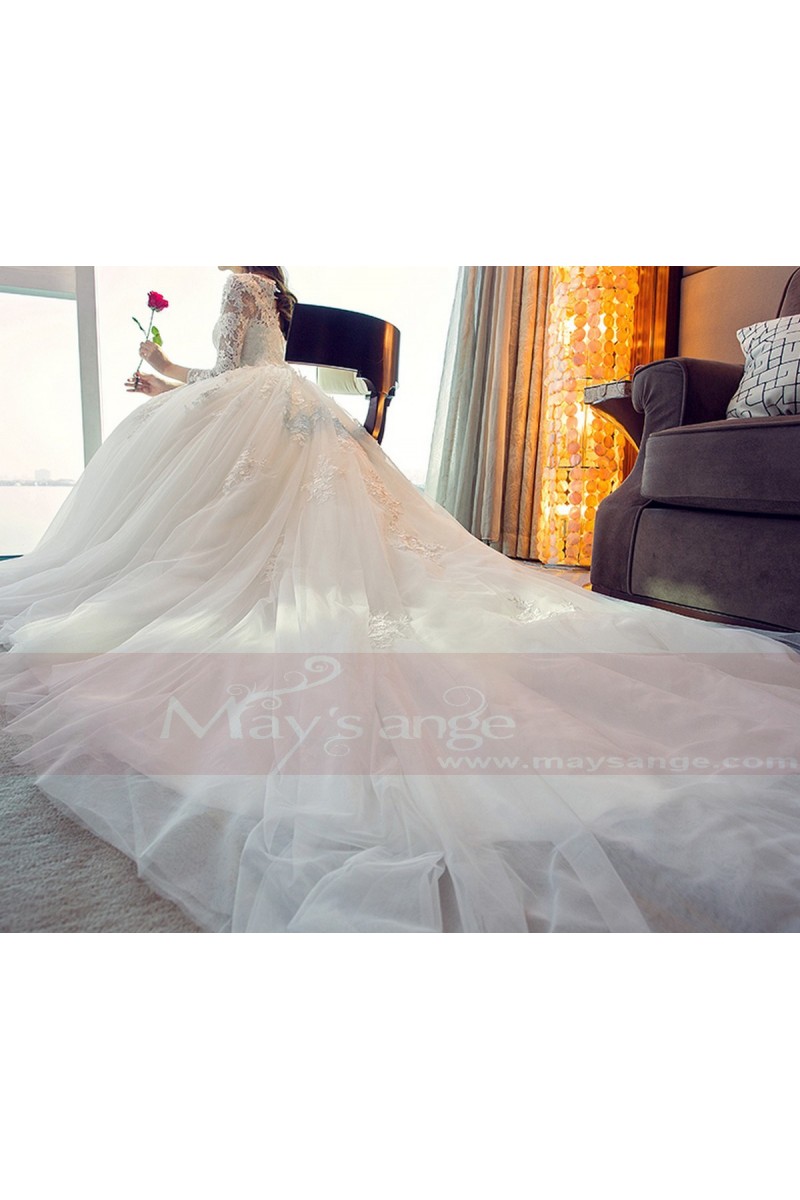 High neck Elegant Lace Long sleeves Wedding Dress