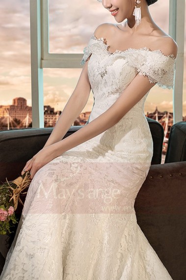 robe de mariée sirène longue traîne en dentelle tendance et ultra feminine - M399 #1