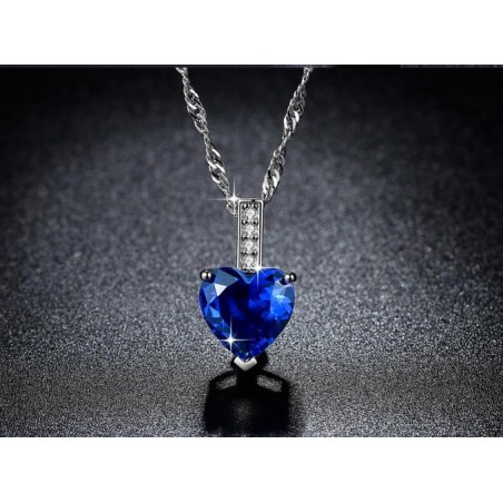 Collier femme ras de cou pendentif cœur
