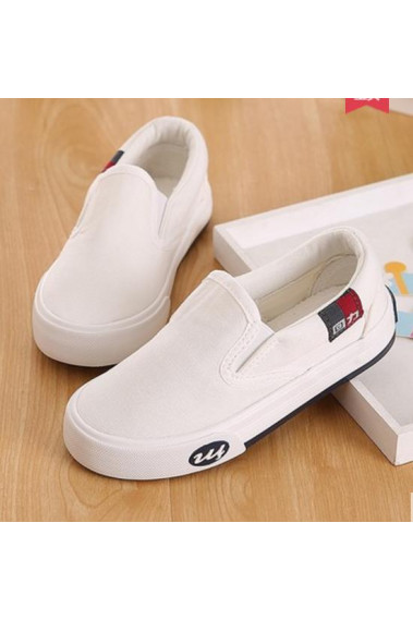 chaussure blanche fille