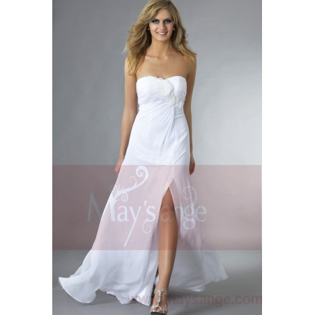 Robe de soirée mariée longue blanche bustier Pyrénées fleurs