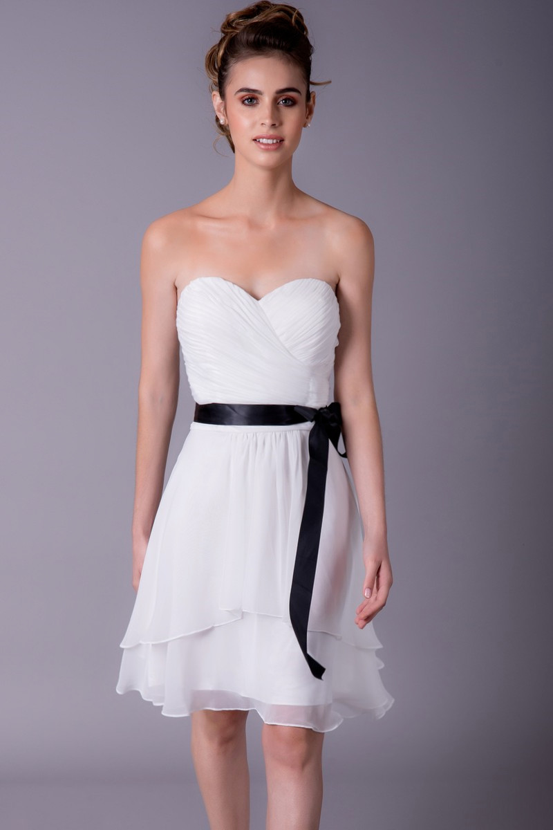 robe bustier blanche courte