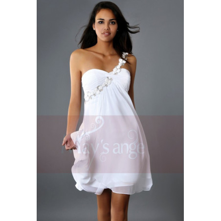 Cute White Homecoming Dresses One Flower Strap